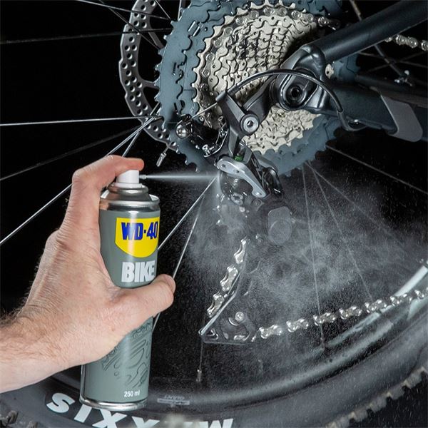 Lubrifiant Chaîne Toutes Conditions pour vélo WD-40 BIKE 250ml
