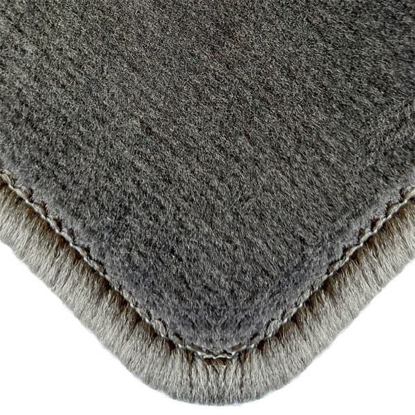 Jeu complet de tapis sur mesure et tapis de coffre qualité PREMIUM gris