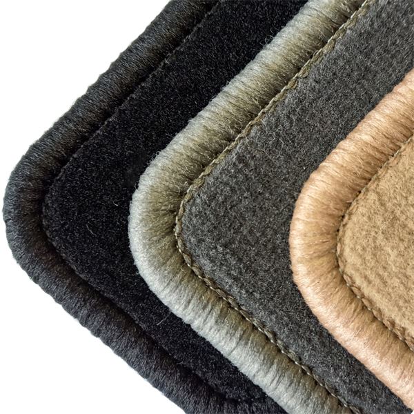 Jeu complet de tapis sur mesure et tapis de coffre qualité PREMIUM gris