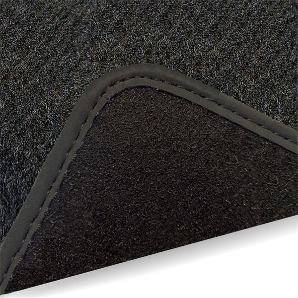 Jeu complet de tapis et tapis de coffre sur mesure qualité CARAT surpiqures rouges