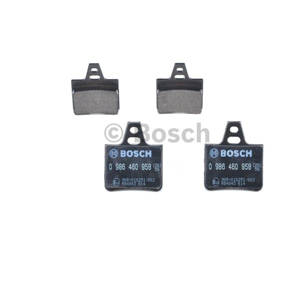4 plaquettes de frein arrière Bosch BP527