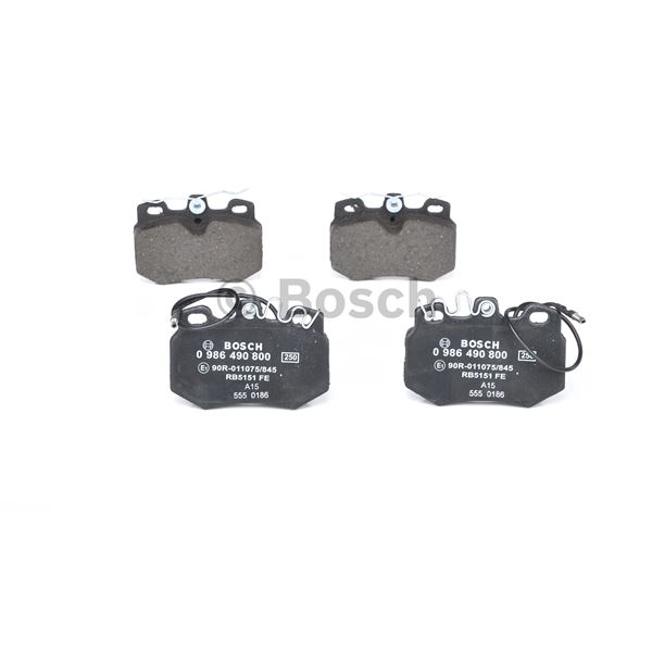 4 plaquettes de frein avant Bosch BP774