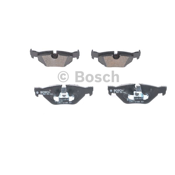 4 Plaquettes de frein arrière Bosch BP960