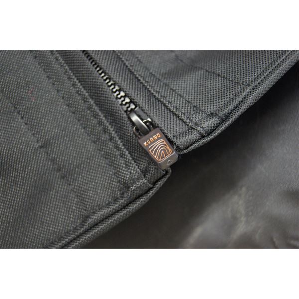 Housse hamac de protection pour chien noire KURGO