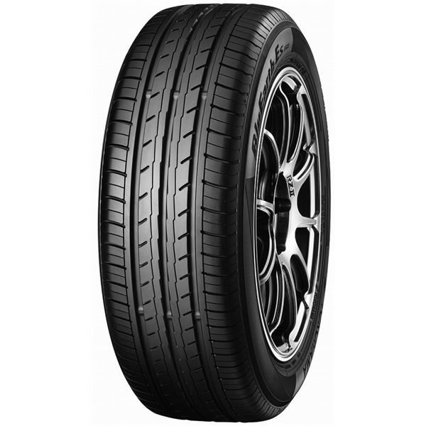 Pneu été Yokohama BluEarth-Es ES32 - 195/55R16 87V - Énergie C, Adhérence Mouillé B, Bruit 68 DB