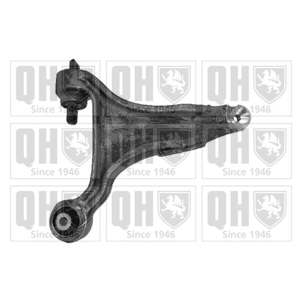 1 triangle de suspension droit Quinton Hazell QSA2686S