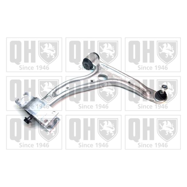 1 triangle de suspension droit Quinton Hazell QSA2778S