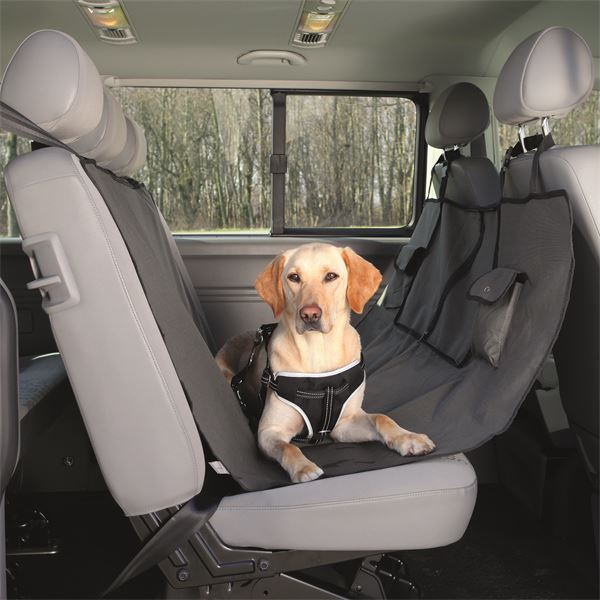 Tout savoir sur la housse de protection de siège arrière pour chien