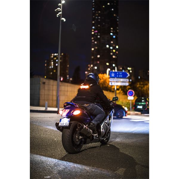 Dispositif lumineux de sécurité pour 2 roues