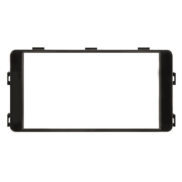 Cache autoradio Mitsubishi Pajero 2015>