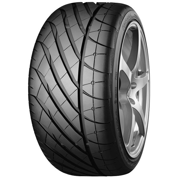 Pneu Yokohama 205/40R17 84W Parada