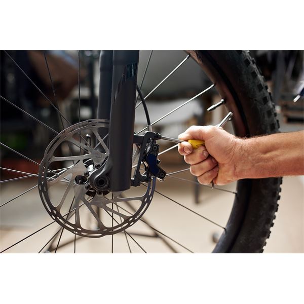 Remplacement et réglage mâchoire de frein vélo